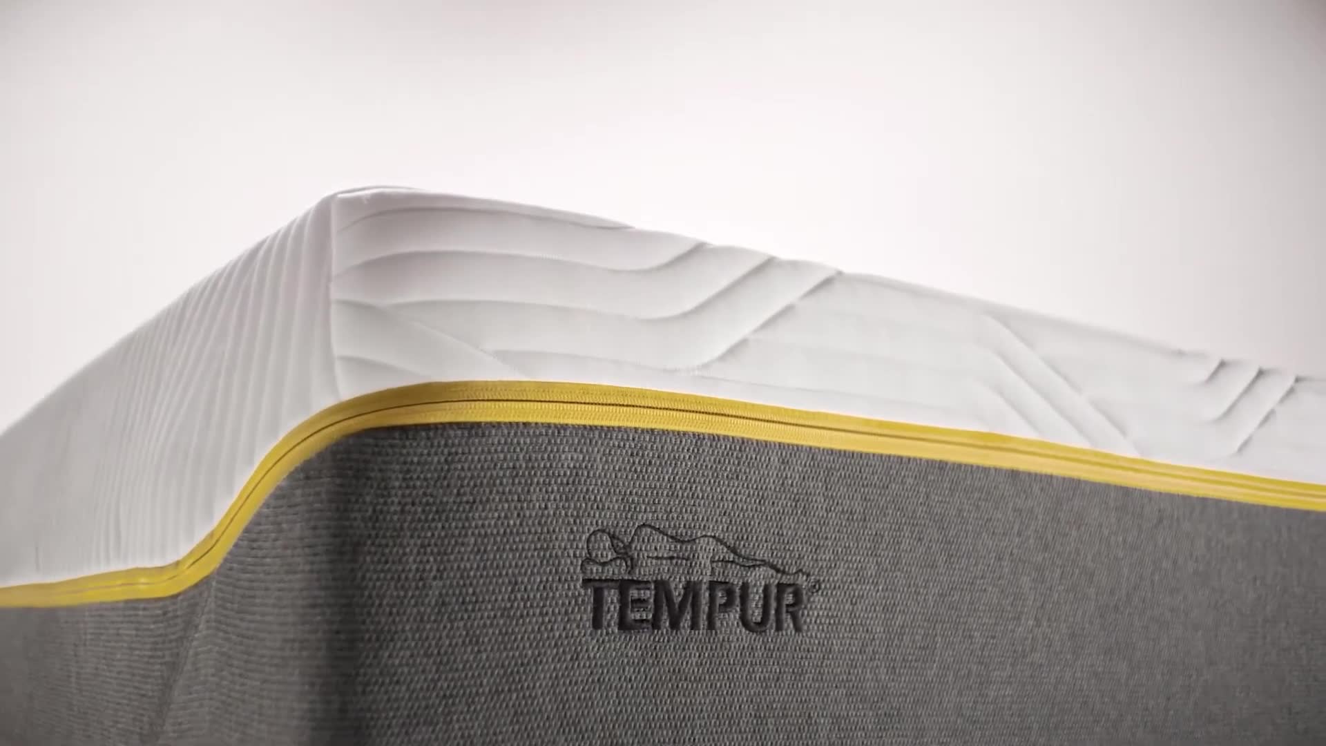 Tempur | Ruhige Premium-Stimme für Schlafmarke